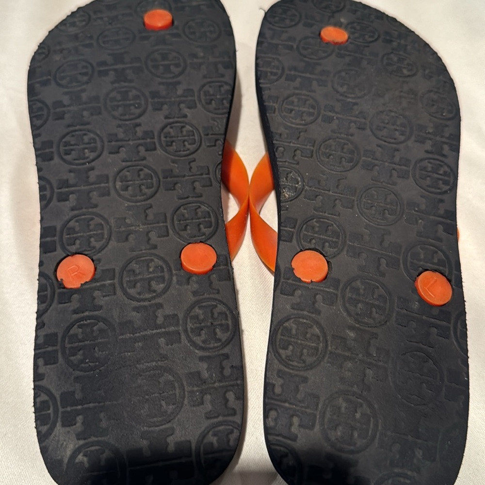TORY BURCH FLIP FLOPS - Picture 4 of 5